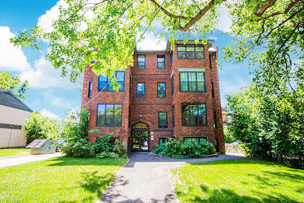 812 Wolseley Luxury Apartment property